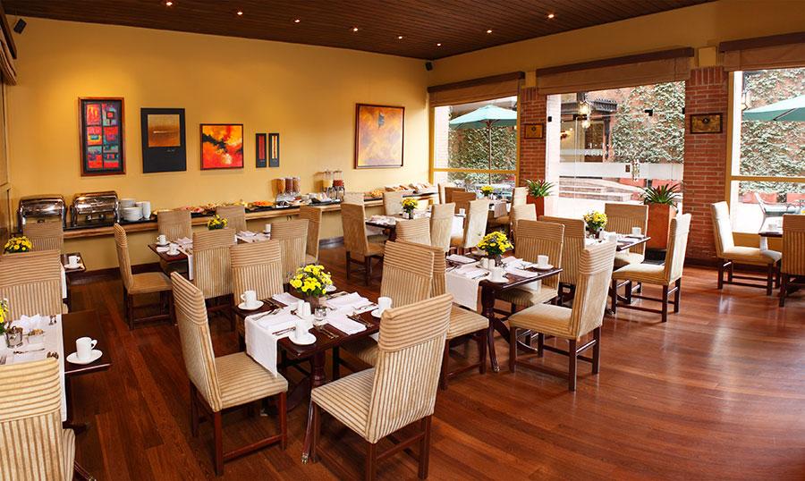 Hotel Estelar La Fontana Bogotá Kültér fotó The restaurant