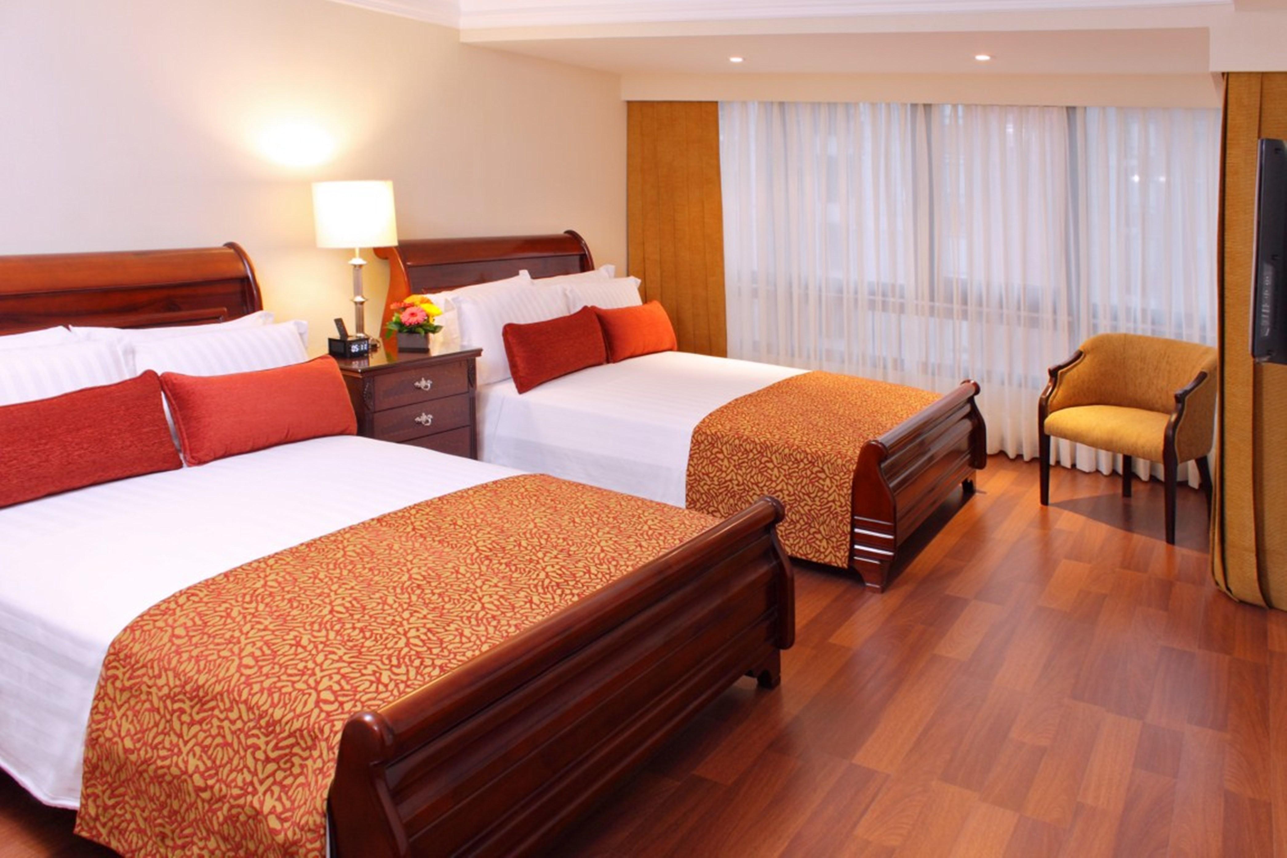 Hotel Estelar La Fontana Bogotá Kültér fotó A room at the hotel