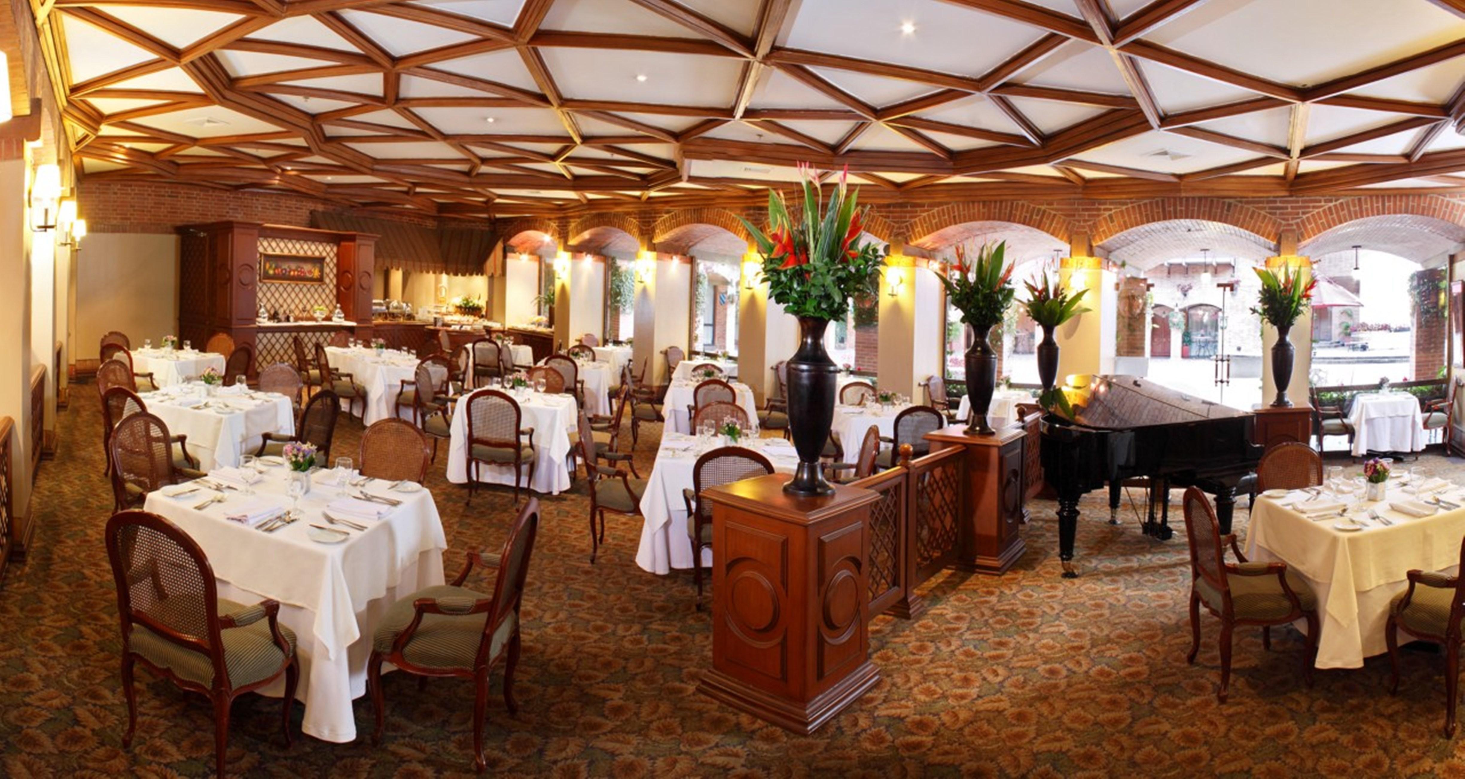 Hotel Estelar La Fontana Bogotá Kültér fotó The restaurant