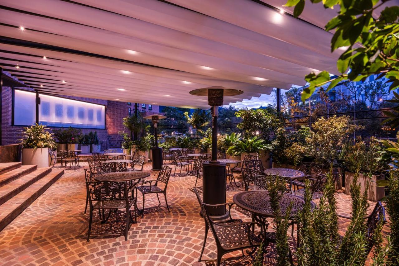 Hotel Estelar La Fontana Bogotá Kültér fotó The Terrace at the Four Seasons Hotel