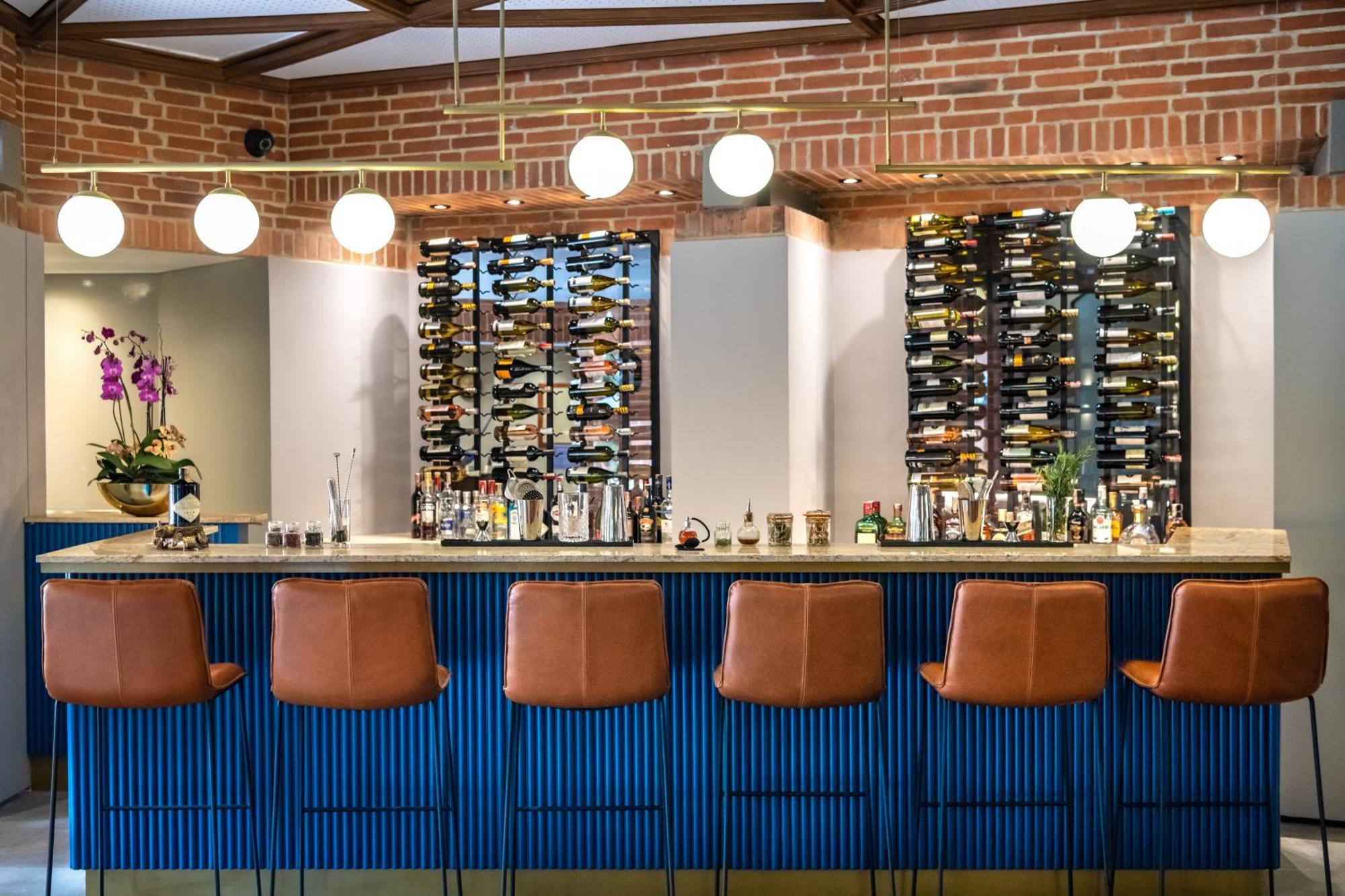Hotel Estelar La Fontana Bogotá Kültér fotó The bar at the 2019-opened restaurant