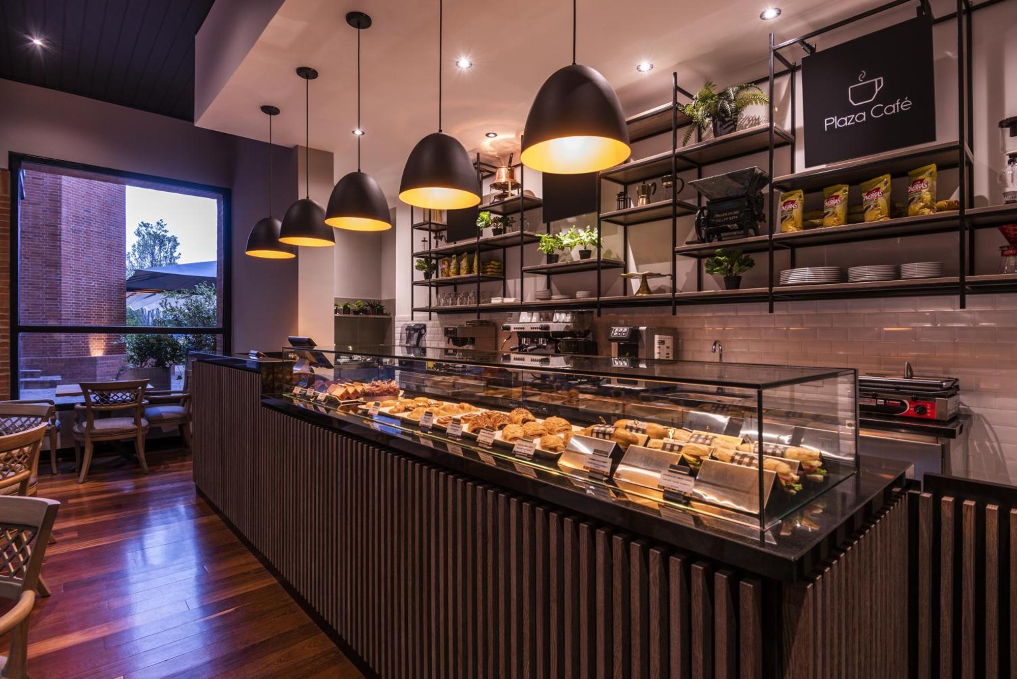 Hotel Estelar La Fontana Bogotá Kültér fotó Pizza Express, Bath