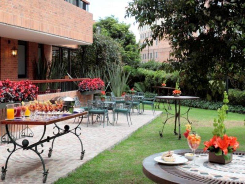 Hotel Estelar La Fontana Bogotá Kültér fotó Garden