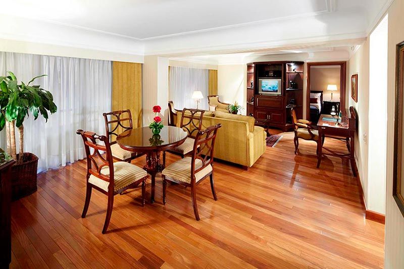 Hotel Estelar La Fontana Bogotá Kültér fotó Suite at the InterContinental